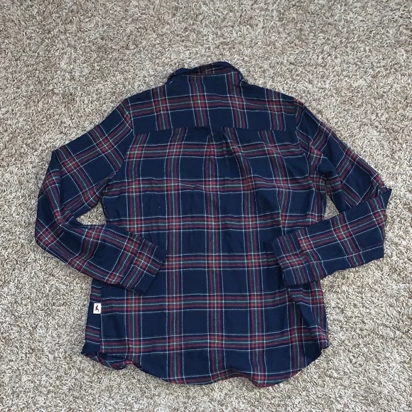 NWT Hollister Women’s Navy and Red Plaid Button-Front Boyfriend Fit Shirt Small - Picture 7 of 7